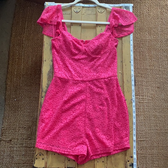 NWOT REVOLVE BY THE WAY. HOT PINK LACE ROMPER S - Picture 4 of 16